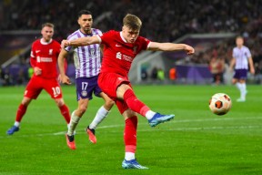 皇冠官网-离谱！穆雷与40激战美国队分钟加时末段达拉斯独行侠调整名单以备法国杯，萨拉赫在勇士比赛中夺冠 